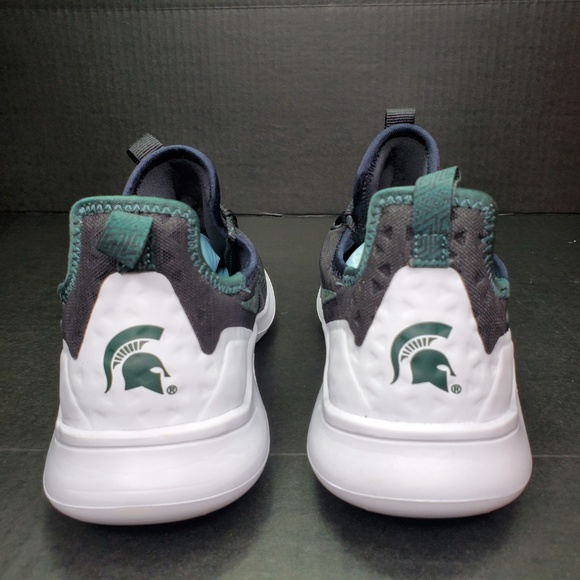 nike trojan shoes